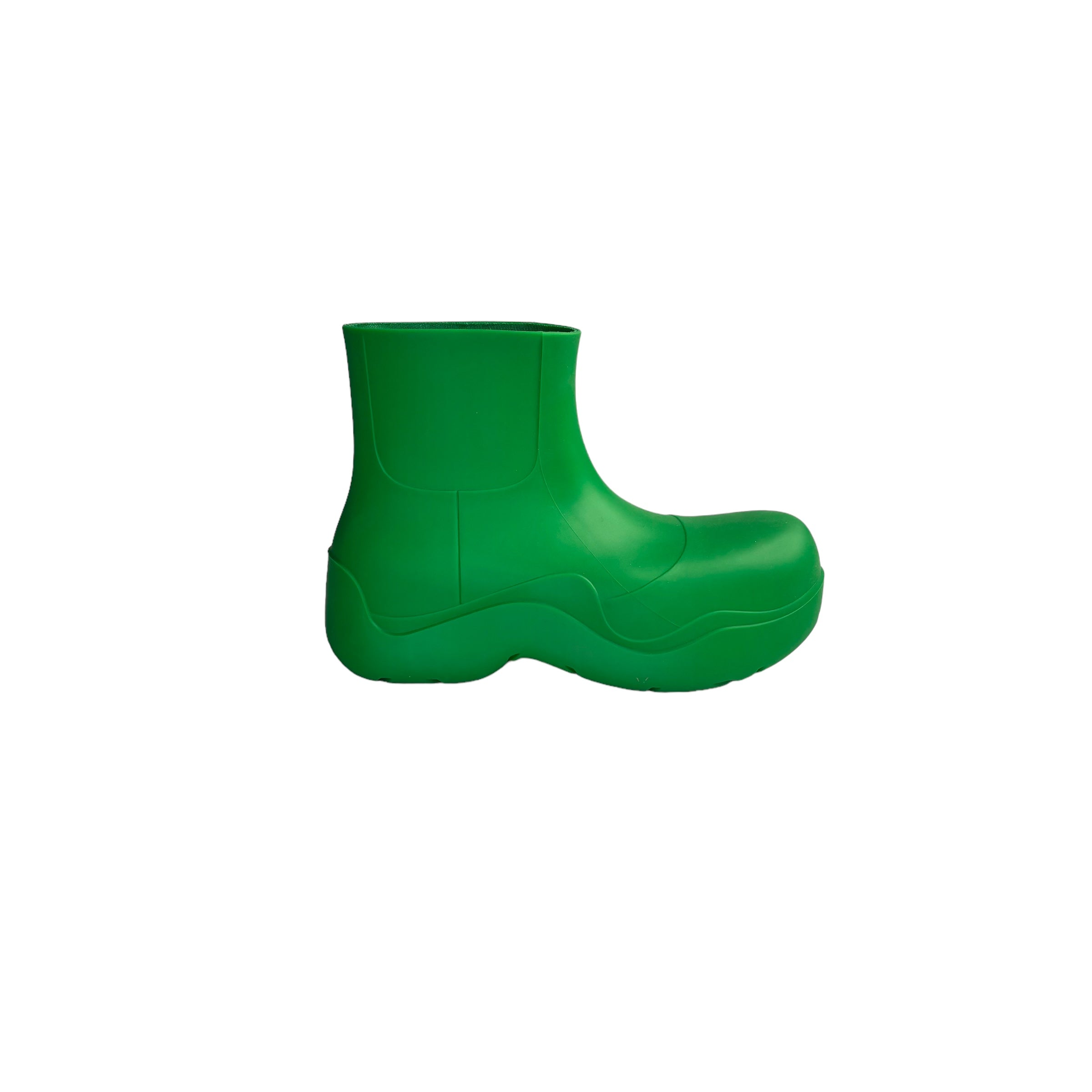 BOTTEGA VENETA Matt Rubber Puddle Boots / Green